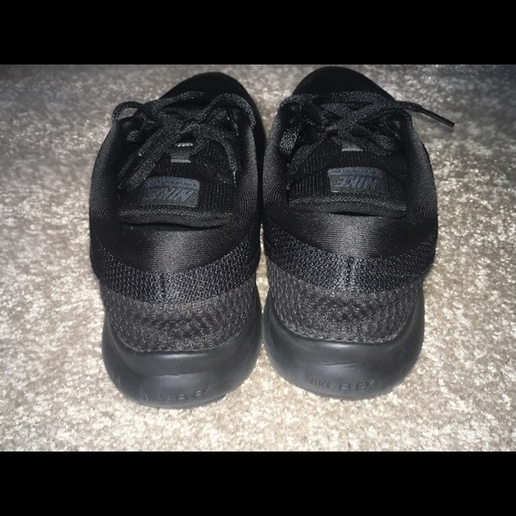 Black Nikes, Women’s 8 - Picture 5 of 6
